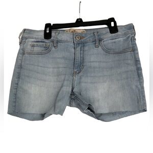 Hollister Women’s Light Wash Cutoff Denim Jean Shorts 3” Inseam - Size 7